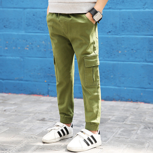 Pantaloni copii pentru baieti in diferite modele si in diferite culori