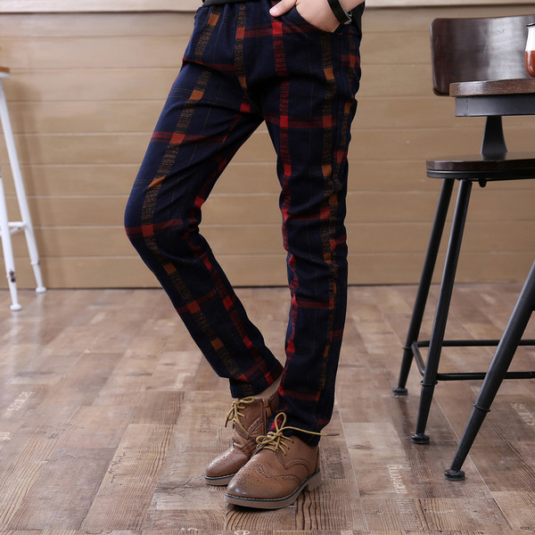 Pantaloni moderni pentru copii pentru baieti in diferite culori