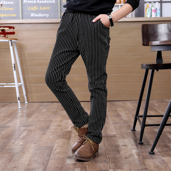 Pantaloni moderni pentru copii pentru baieti in diferite culori