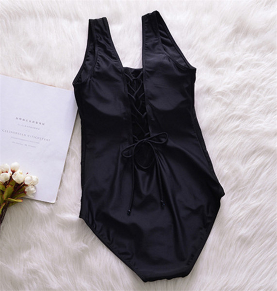 Costum de baie complet negru cu aplicație