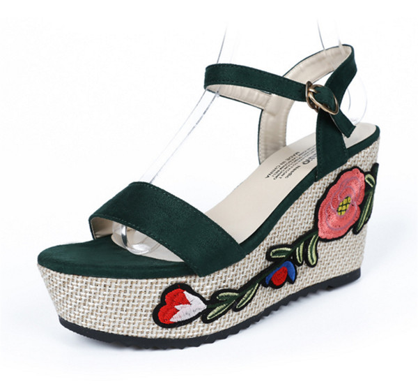 Sandale casual dama cu platforma cu bordura florala