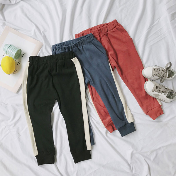 Pantaloni sport și casual pentru fete în trei culori