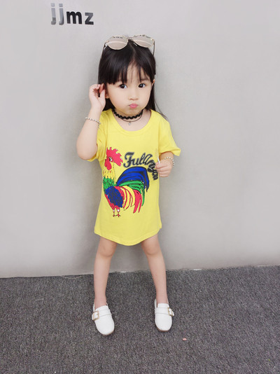 Tricou pentru fete pentru copii cu aplicație și inscripție în galben și alb
