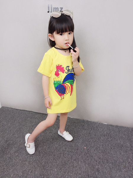 Tricou pentru fete pentru copii cu aplicație și inscripție în galben și alb