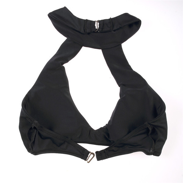 Stílusos kétrészes fürdőruha O-nyakkal, fekete színben