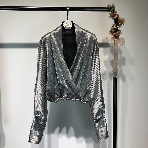 Bluză de damă elegantă, auriu și argintiu, cu decolteu în V adânc