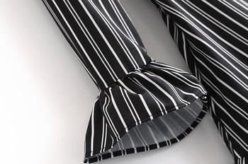 Rochie elegantă de damă, în dungi negre, cu decolteu în V