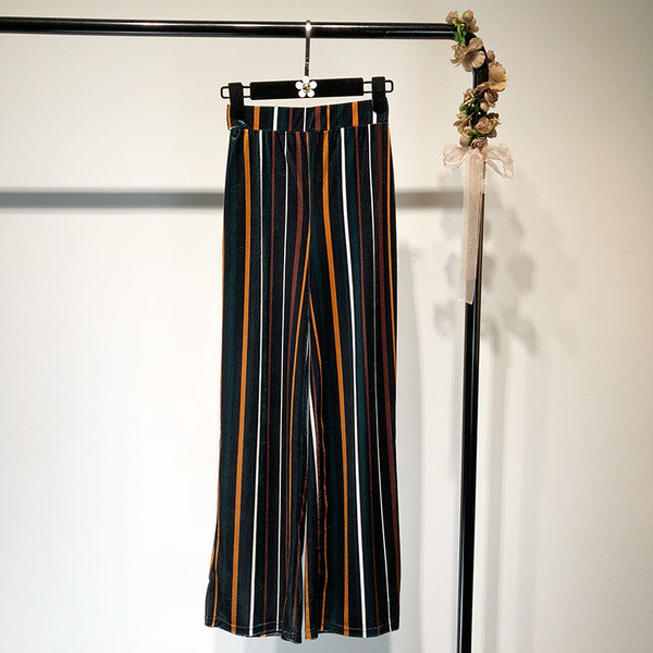 Női nyári nadrág szabad fazon magas derékkal, csíkos