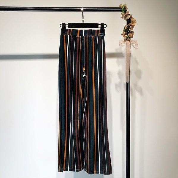 Női nyári nadrág szabad fazon magas derékkal, csíkos