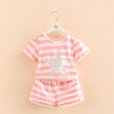 Csíkos nyári rövid csapat két részből lányoknak, kétszínű mintával