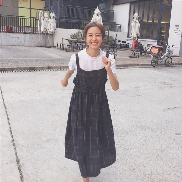 Ежедневна дамска рокля каре под коляното в два цвята