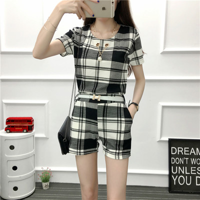 Дамски летен сет кариран с метални елементи и джобове