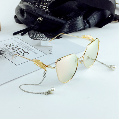 Нов модел ХИТ дамски очила,слънчеви и без диоптър с метална декорация и верижки,различни модели в няколко цявята