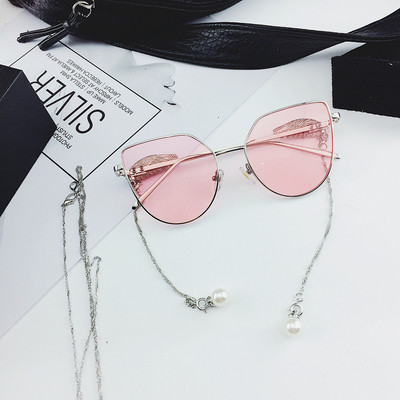 Нов модел ХИТ дамски очила,слънчеви и без диоптър с метална декорация и верижки,различни модели в няколко цявята