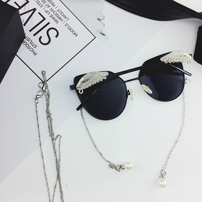 Нов модел ХИТ дамски очила,слънчеви и без диоптър с метална декорация и верижки,различни модели в няколко цявята