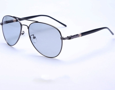 Стилни мъжки слънчеви очила,подходящи за ежедневие и шофиране,няколко модела в различни цветове