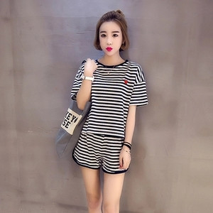 Καλοκαιρινό γυναικείο σετ με ελαστική μέση σε διάφορα χρώματα και σχέδια