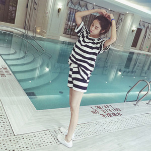 Καλοκαιρινό γυναικείο σετ με ελαστική μέση σε διάφορα χρώματα και σχέδια