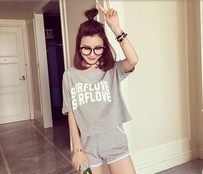 Καλοκαιρινό γυναικείο σετ με ελαστική μέση σε διάφορα χρώματα και σχέδια