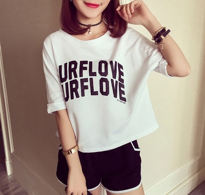 Καλοκαιρινό γυναικείο σετ με ελαστική μέση σε διάφορα χρώματα και σχέδια