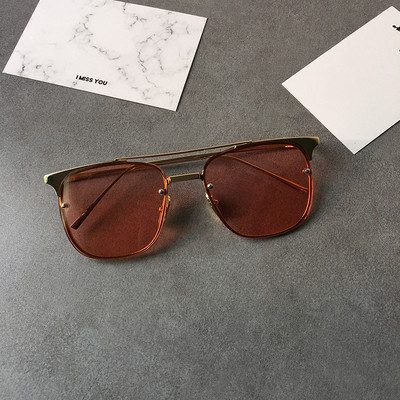 Модерни унисекс слънчеви очила  два модела,в няколко различни цвята