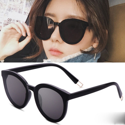 Стилни класически дамски слънчеви очила в много и различни цветове