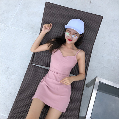 Ежедневна дамска рокля с V-образно деколте над коляното - няколко цвята