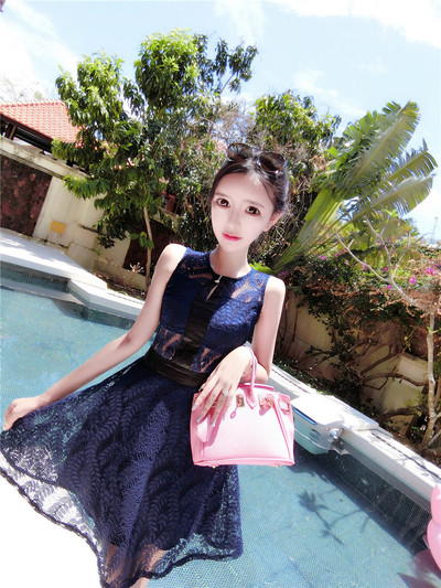 Rochie de dama eleganta cu dantela in doua culori