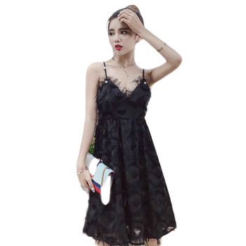 Стилна дамска рокля с V-образно деколте с тънки презрамки в бял, розов и черен цвят