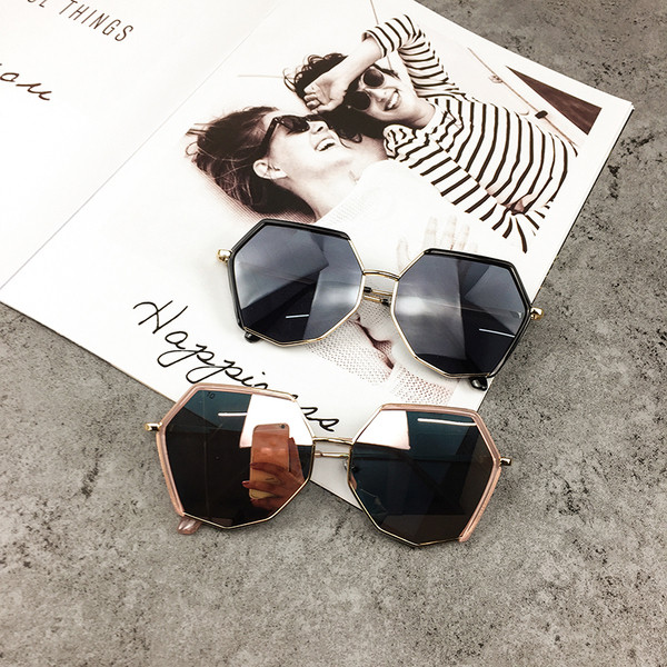 Модерни дамски поляризирани слънчеви очила в няколко цвята