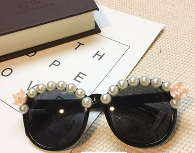 НОВИ!Много нови модели и различни дамски слънчеви очила с 3D декорации и камъни