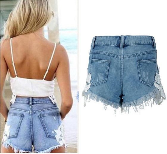 Дамски къси дънки с дантела в флорални мотиви