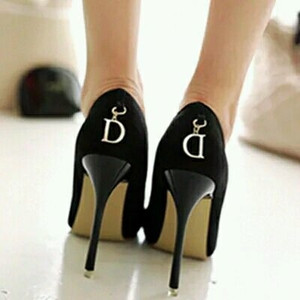 Стилни дамски обувки на висок ток в различни свежи цветове