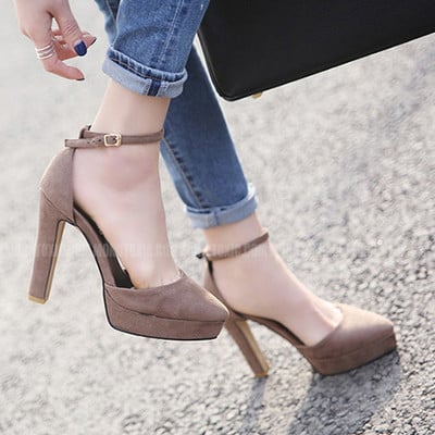 Дамски велурени  полуотворени обувки с запопчалка на глезена