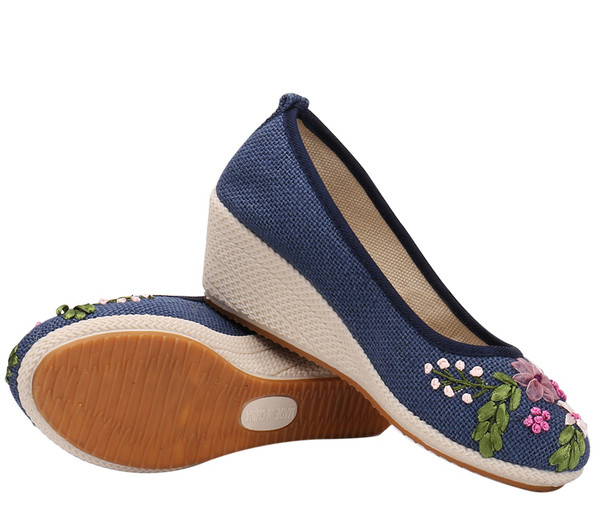 Плетени дамски обувки с платформа и бродерия, подходящи за ежедневие