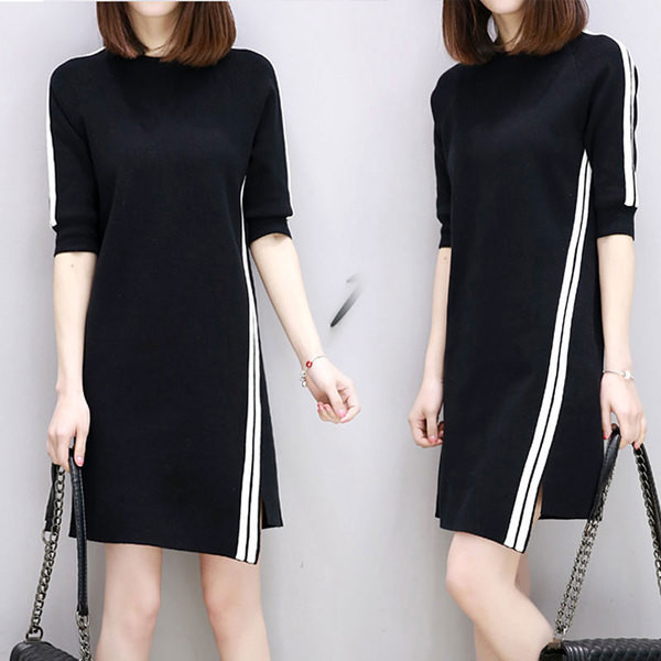 Спортно - ежедневна дамска рокля с 3/4 ръкав в черен цвят