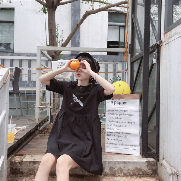 Ежедневна дамска рокля с 3/4 ръкав с мини апликация в черен цвят