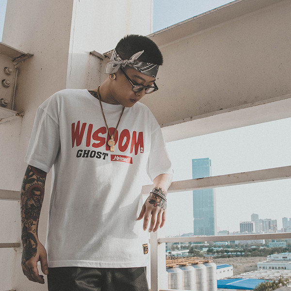 Мъжка тениска с голяма щампа на гърба в три цвята-бял, сив,черен