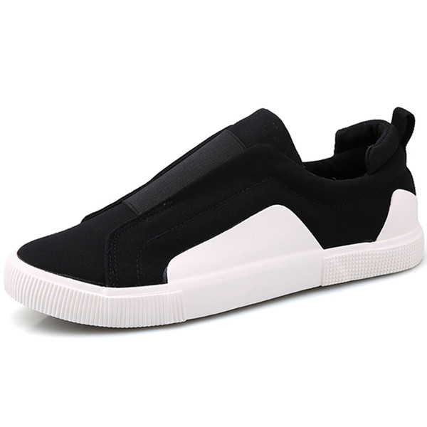 Спортни мъжки мокасини с ластик,подходящи за ежедневие в бял и черен цвят