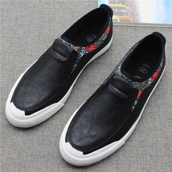 Нов модел мъжки елегантни мокасини от еко кожа с цветен принт в черен,бял и сив цвят