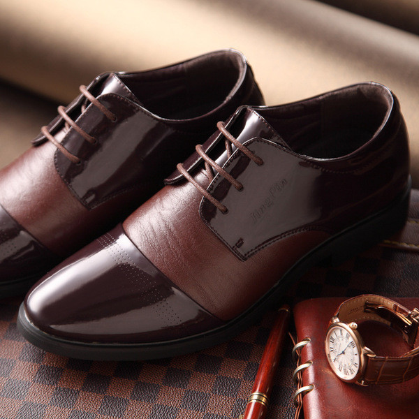 Официални заоблени обувки от еко кожа