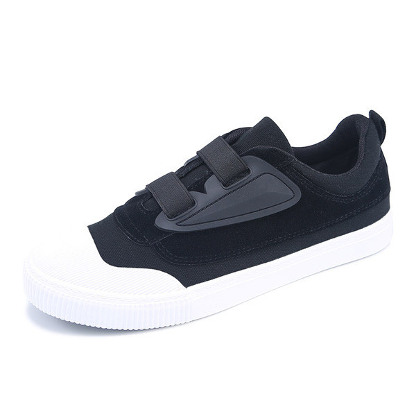 Мъжки ежедневни спортни мокасини с ластик в бял и черен цвят