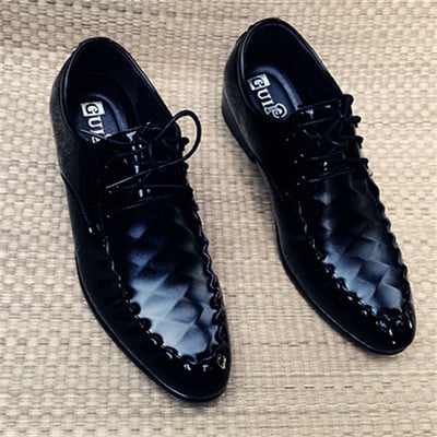 Men`s formal shoes with geometric print and outer seam in three models