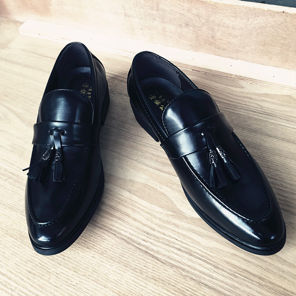 Pantofi formali barbatesti in doua modele cu decor metalic