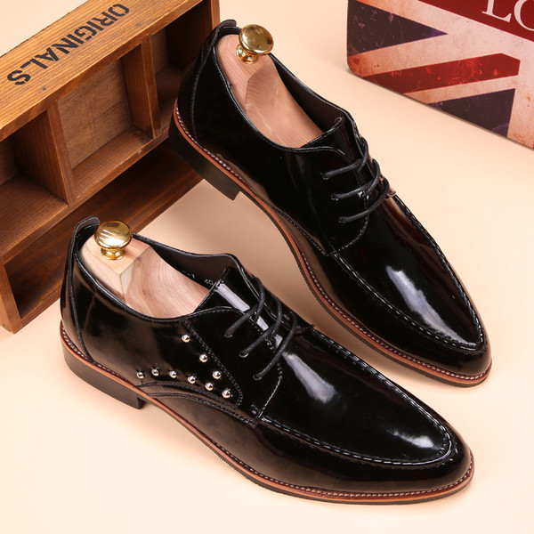 Мъжки официални обувки заострен модел от еко кожа в преливащ цвят в два модела