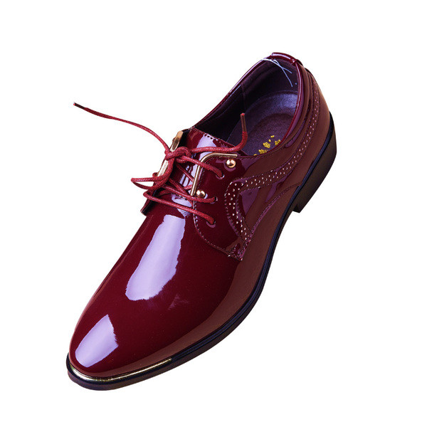 Модерни мъжки обувки заострен модел в два цвята