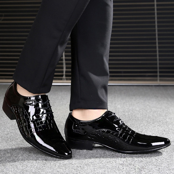 Летни мъжки официални обувки заострени в няколко модела и в черен цвят с тънка и дебела плътност