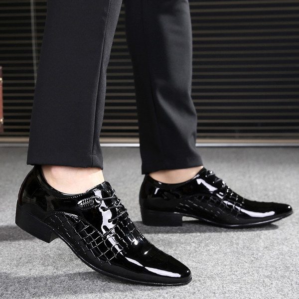 Летни мъжки официални обувки заострени в няколко модела и в черен цвят с тънка и дебела плътност