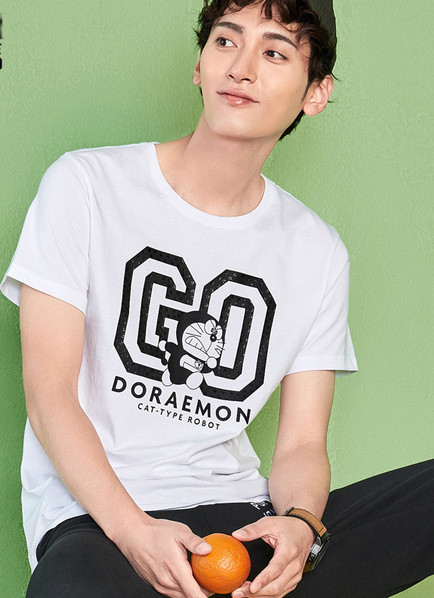 Мъжка слим тениска с апликация в няколко цвята