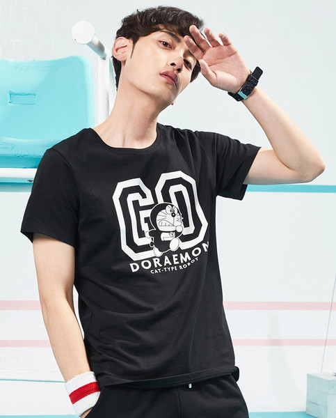 Мъжка слим тениска с апликация в няколко цвята